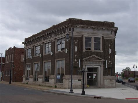 Granite city il - By Austin Whittall. Granite City is an industrial town located in southwestern Illinois, a few miles from the Mississippi River and St. Louis. It has three different Route …